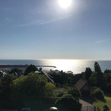 Appartement Avec Vue Imprenable Sur La Mer Trouville-sur-Mer Exterior foto
